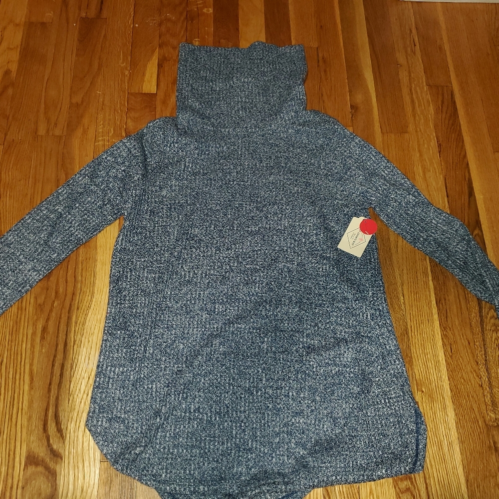 NWT St. John's Bay Heather Blue Turtleneck